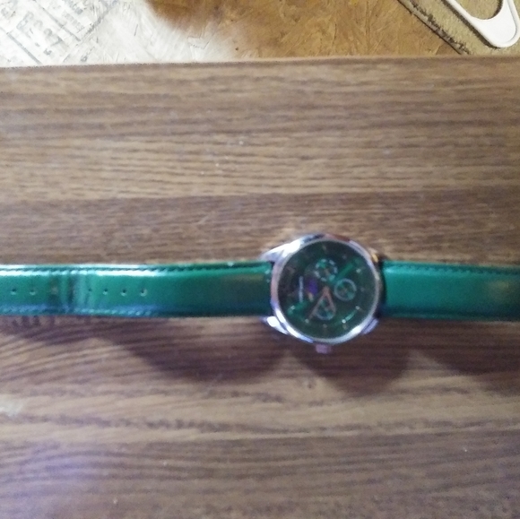 Watch - Picture 5 of 10